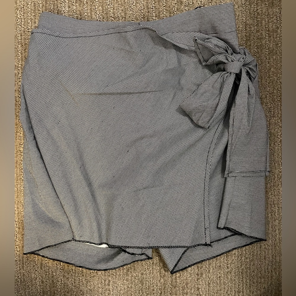 NWT, FP Movement, Checkered Skirt/Skort, wrap Tie, Size Small